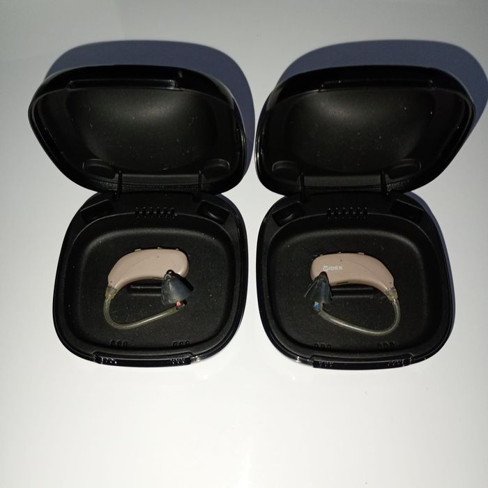 Nauszne aparaty słuchowe WIDEX