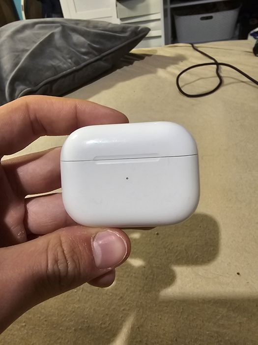 Case ładujący air pod 2 pro