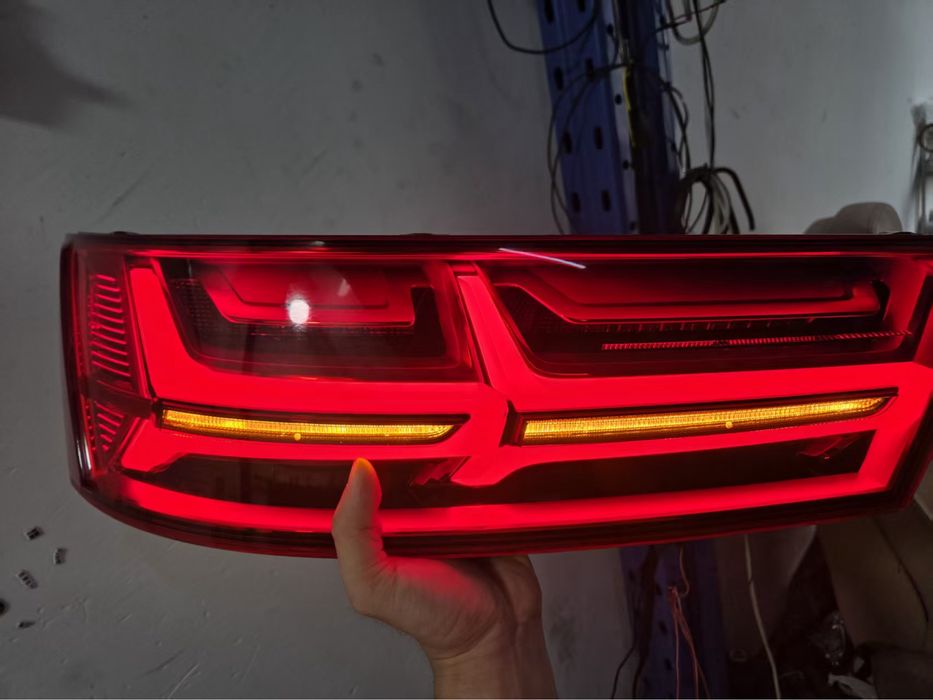 Европейские задние стопы фонари Audi Q7 q7 4M matrix led 2016-2024