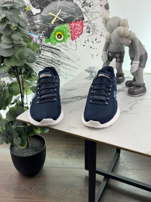 Кросівки Skechers 40 розмір Е15369