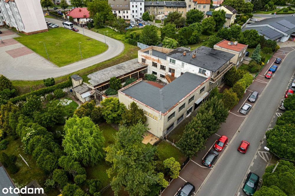 Dom 360m2 + hale 500 m2 na działce 21a w Centrum