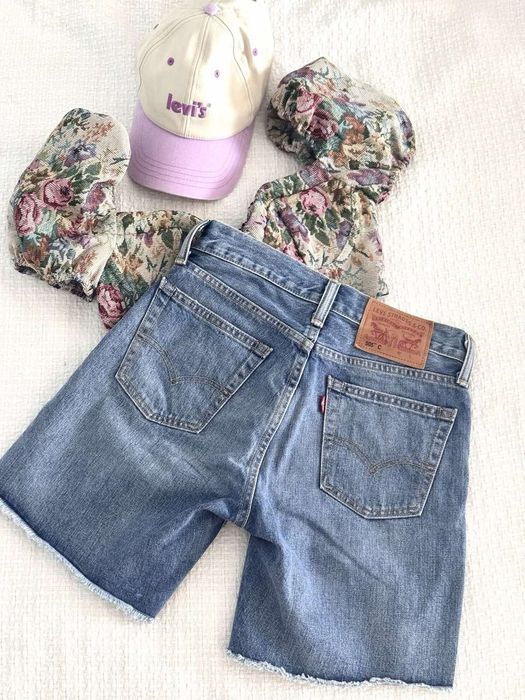 Жіночі шорти бренду "Levi's" 505 оригінал, розмір 25, голубі, стан нових