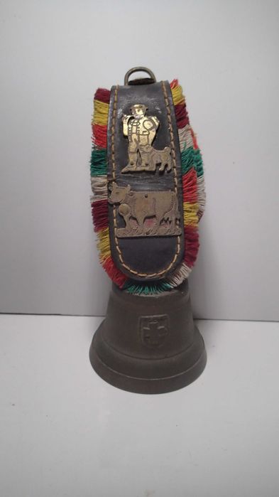 Pequeno sino em bronze