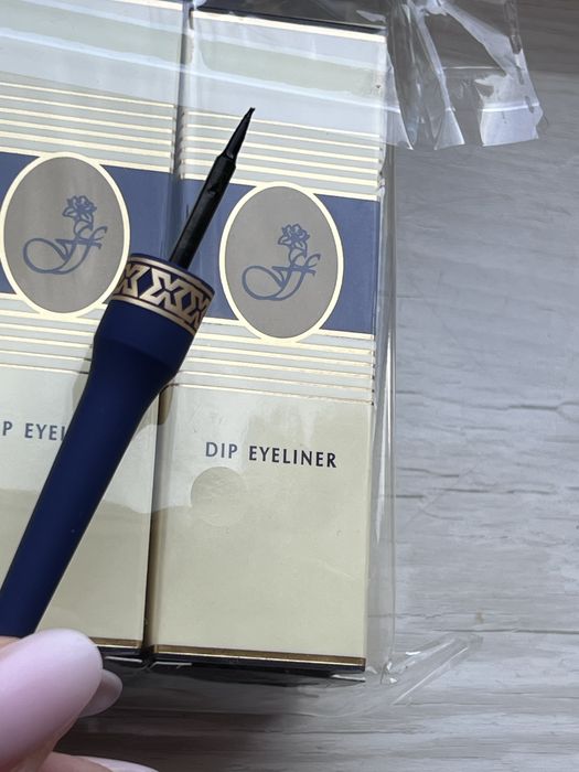 Подводка Ffleur, черная, водостойкая