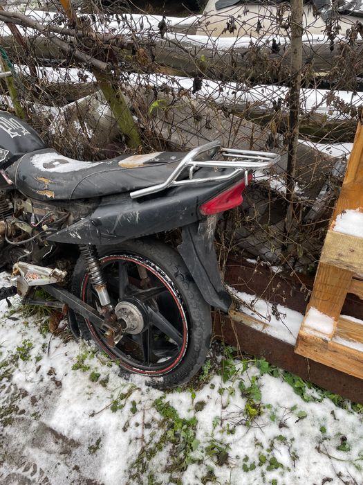 Mustang 150 кубів