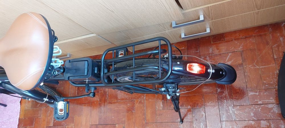 Bicicleta eléctrica semi nova