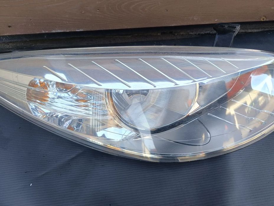reflektor prawy lewy renault fluence 09-12. 260100076r 260600078r