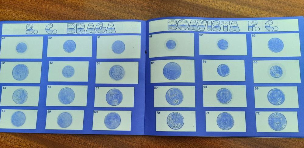 Caderneta de cromos Gira a Nota