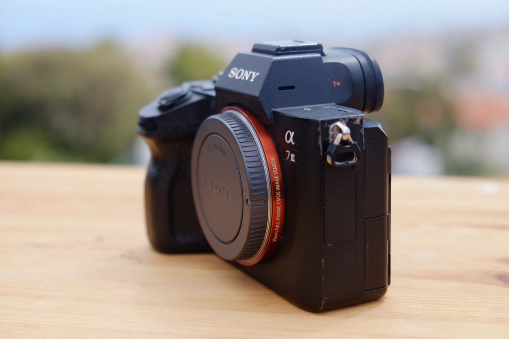 Sony A7iii com caixa