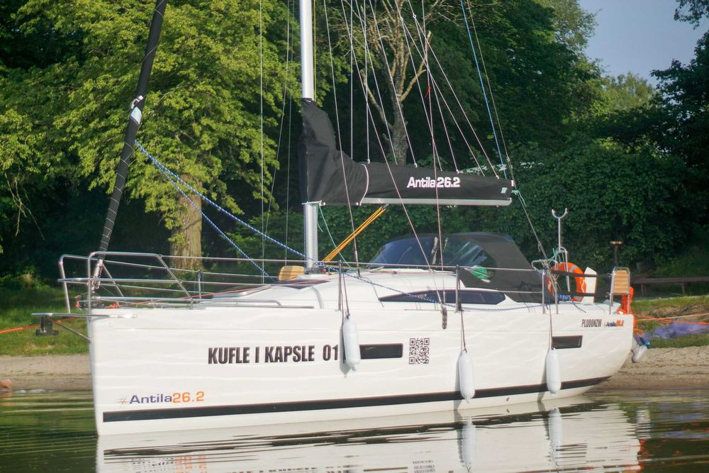 Czarter jachtu Antila 26.2 Mazury, Giżycko , Mikołajki