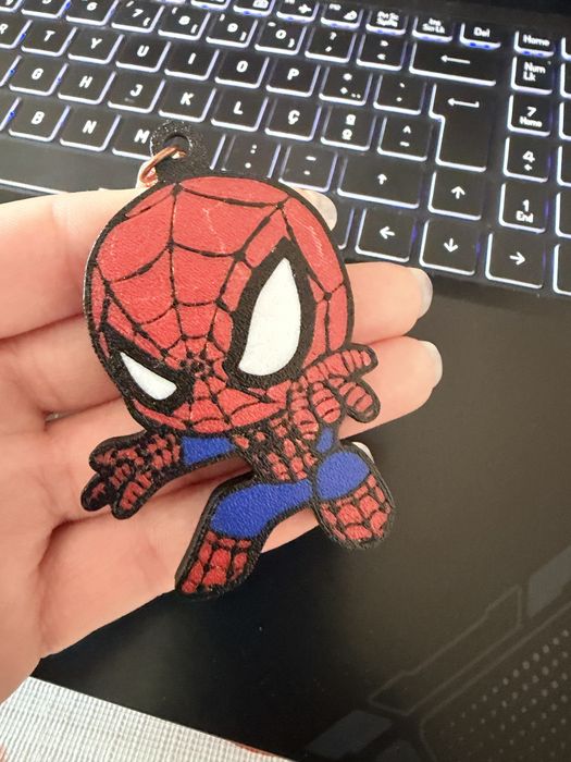 Impressão 3D | Porta-chaves e Pousa-copos Personalizados em PLA