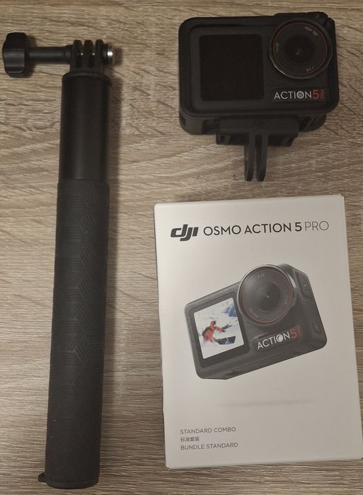 Action Cam DJI Osmo Action 5 Pro Standard Combo (8K - 40 MP - Wi-Fi e Bluetooth)