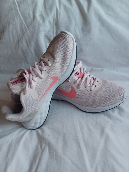 Sapatilha nike rosa