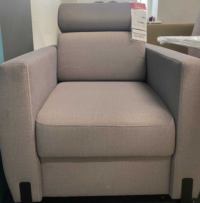 Fotel Tulio z regulowanym zagłówkiem szary Black Red White BRW nowy OUTLET