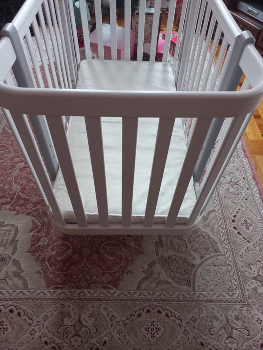 Дитяче ліжечко Angelo Magic.