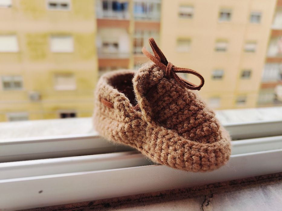 new knitted baby shoes for 0-3 months