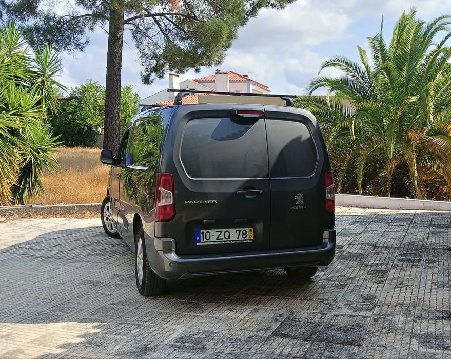 Peugeot Partner 2019 Automática Full Extras 130CV - 135000Kms