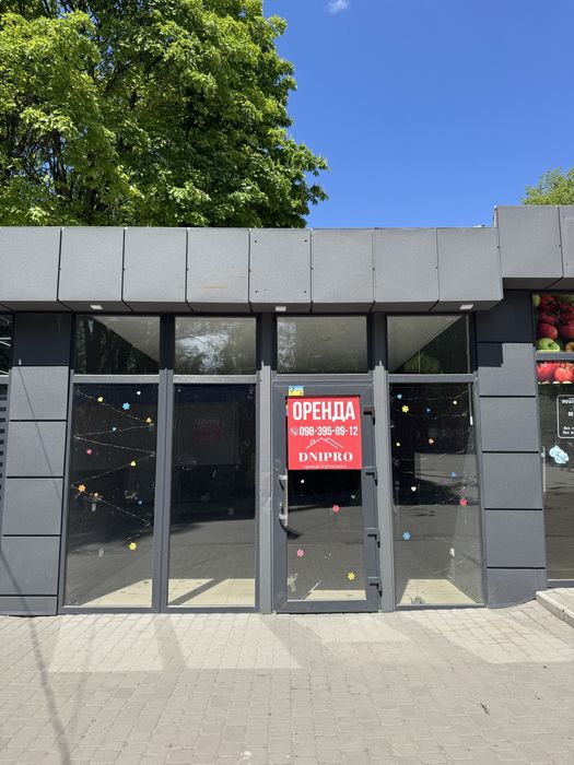 Здам комерційне приміщення Тополь 3 (Комбрига Петрова, 12)