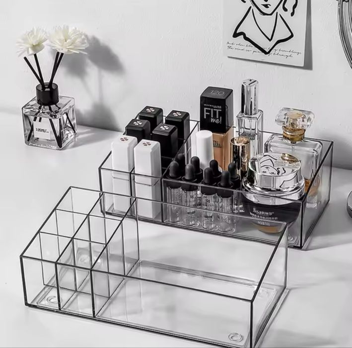 Прозорий органайзер для зберігання косметики
