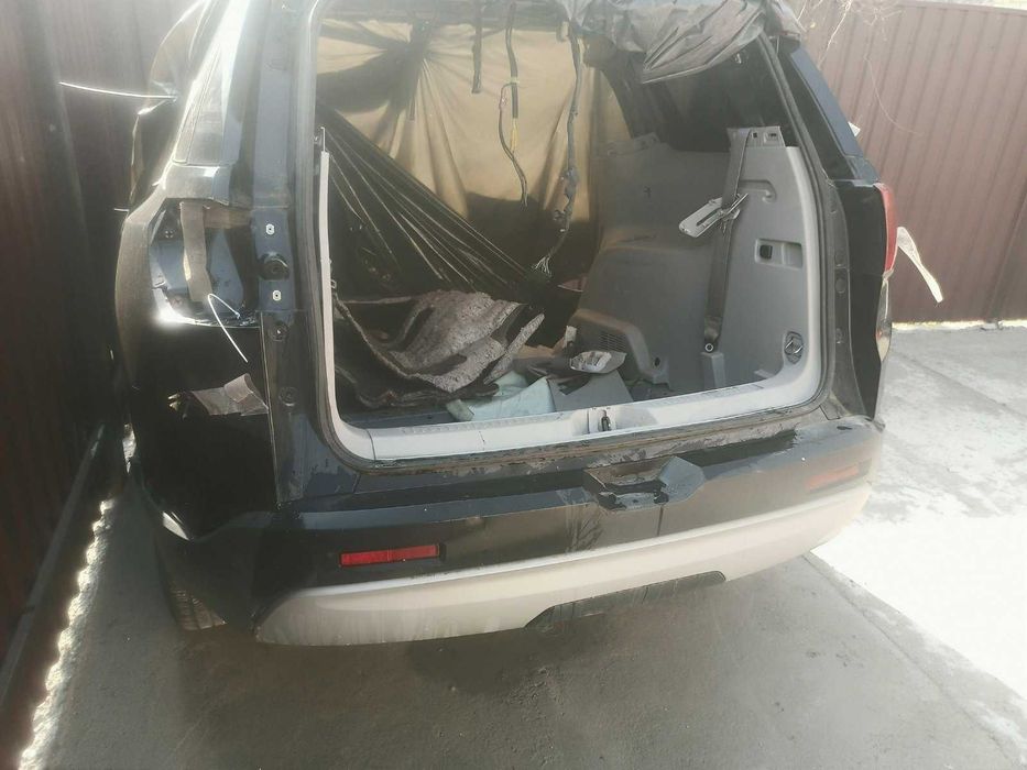 Четверь передняя задняя gmc acadia 2017