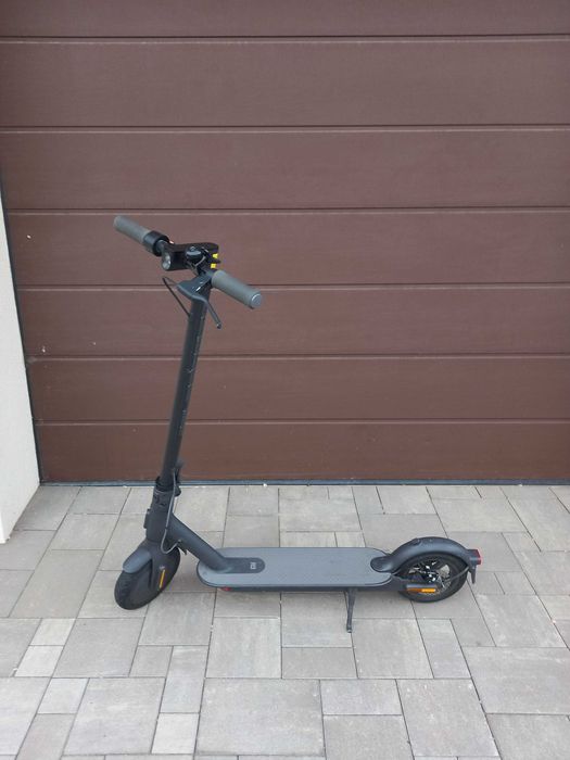 Hulajnoga elektryczna xiaomi mi electric scooter essential