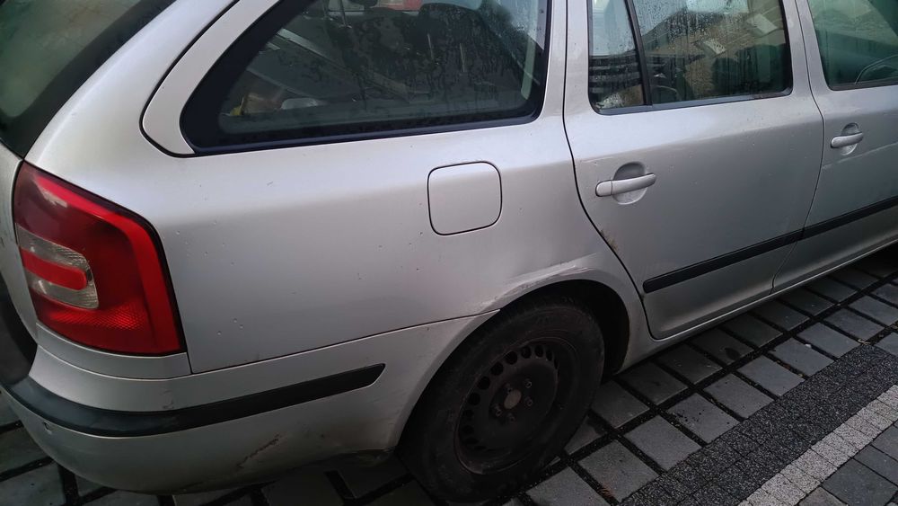 Skoda Octavia ll 1.9 TDI. Uszkodzona.