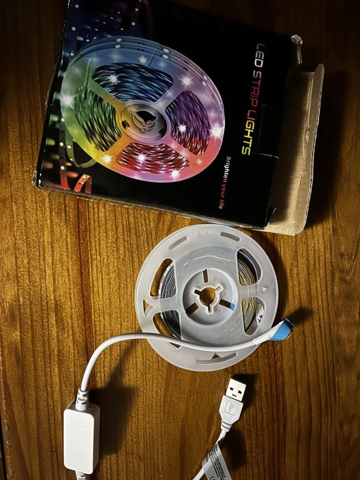 Cabo iluminacao pilhas AA e usb