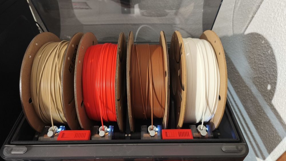 Impressora 3D Bambu Lab P1P + AMS  e acessórios