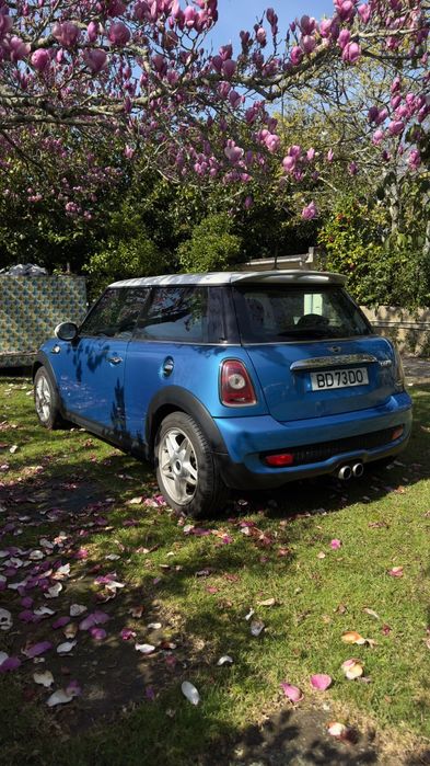 Mini Cooper S 2007488511084367063041