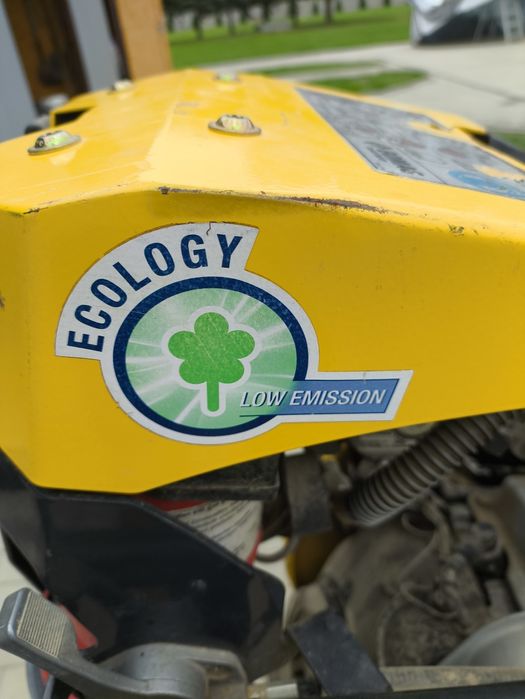 Skoczek Bomag BT 60G