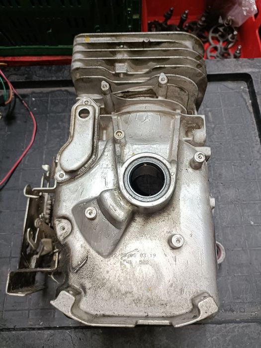 Cylinder karter traktorek kosiarka silnik Briggs intek ohv 90.5mm