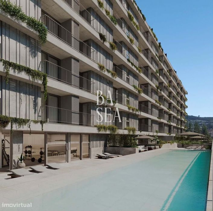 Apartamento T0 em Condomínio com Piscina em São Víctor Braga