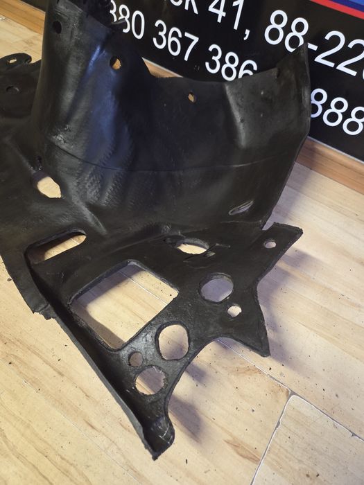 BMW E30 Wygłuszenie Izolacja Dźwiękowa Grodzi Silnika Komplet ŁadyStan