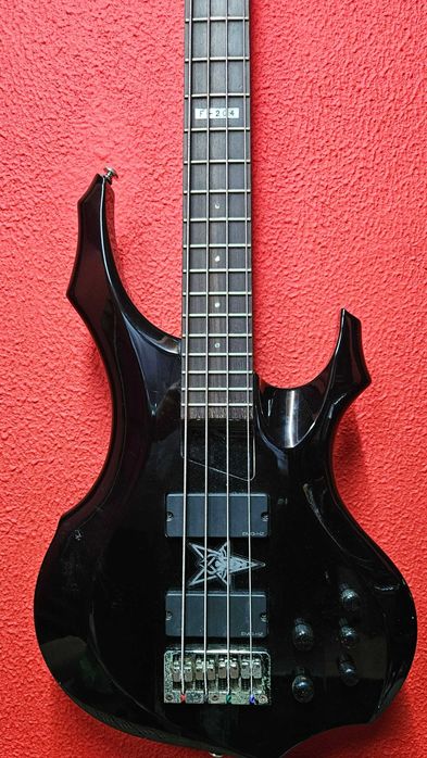 Baixo ESP LTD F-204 (Made in Korea) + Case Rígida