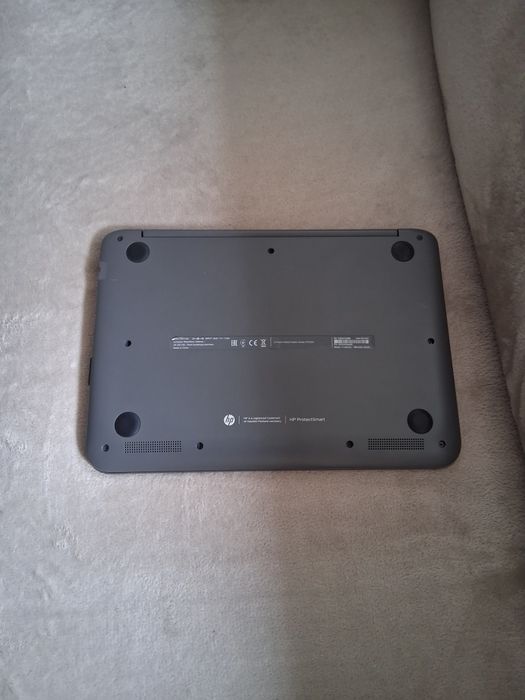 HP Pavilion x360 11