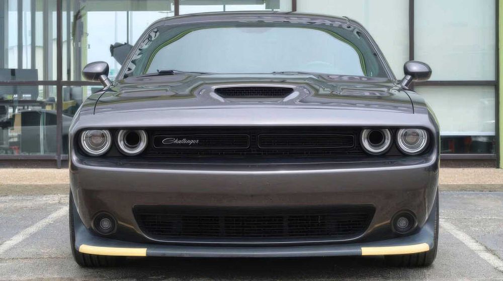 Dodge Challenger      2020