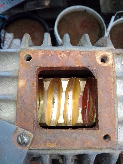 Продам на дровокол