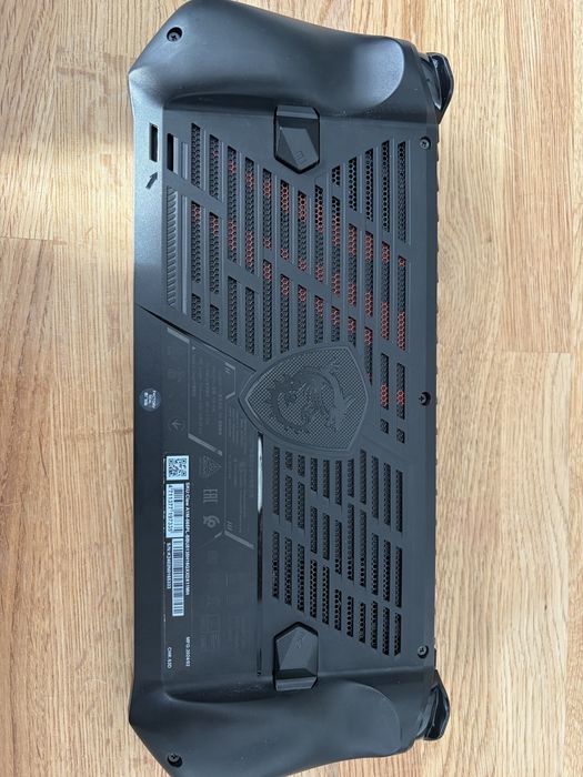 MSI Claw A1M 135H Ultra5