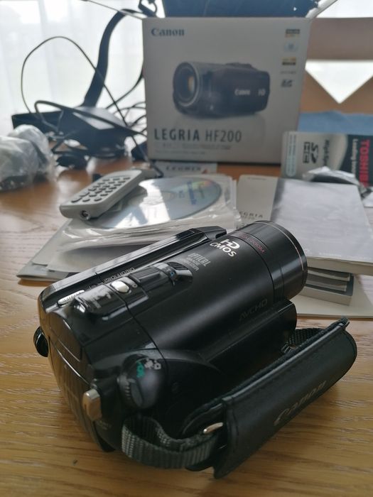Kamera Video Canon LEGRIA HF200