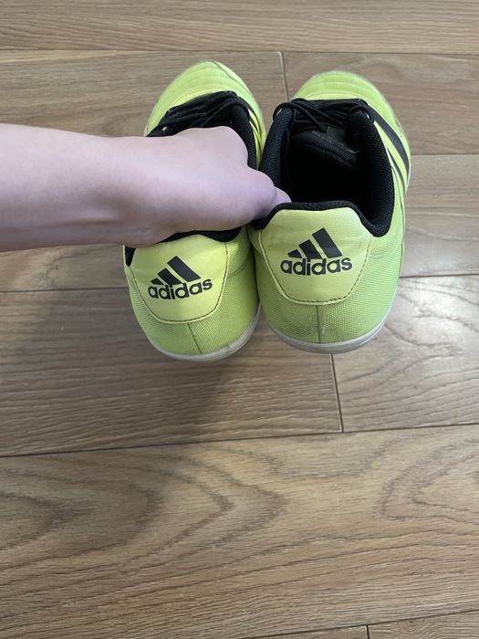 Футзалки Adidas 45 розмір