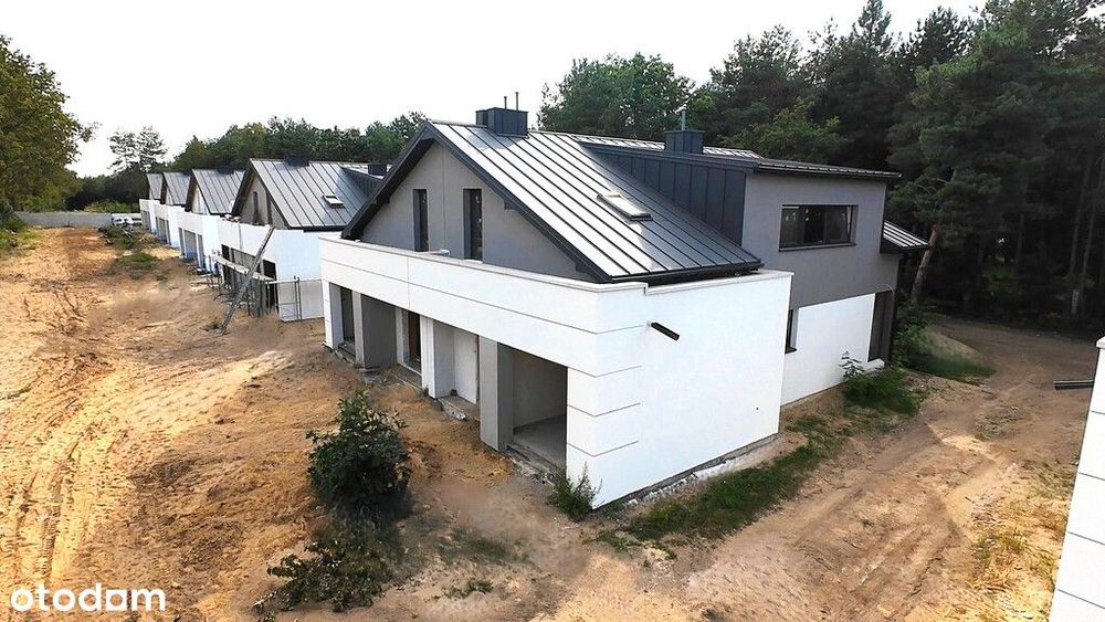 Przestronny, solidny dom o zachodniej ekspozycji