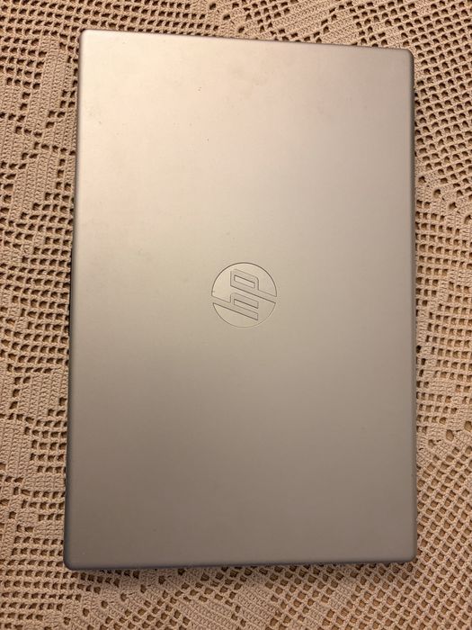 Computador Portátil  HP i5-1334U