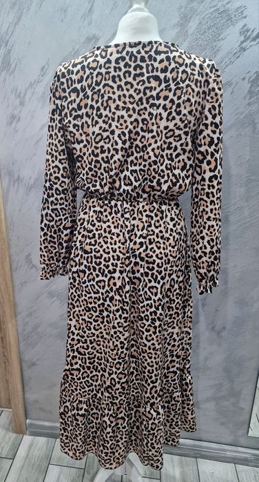 Nowa sukienka panterka 40 38 midi maxi butik