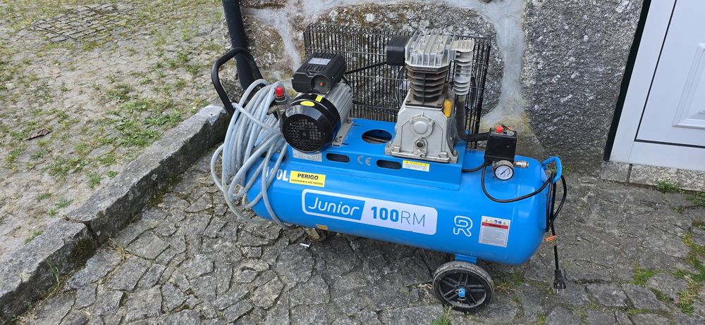 Compressores, 1 esta praticamente novo