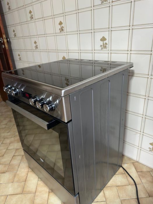 Fogao vitrocerâmica  inox  eletrico
