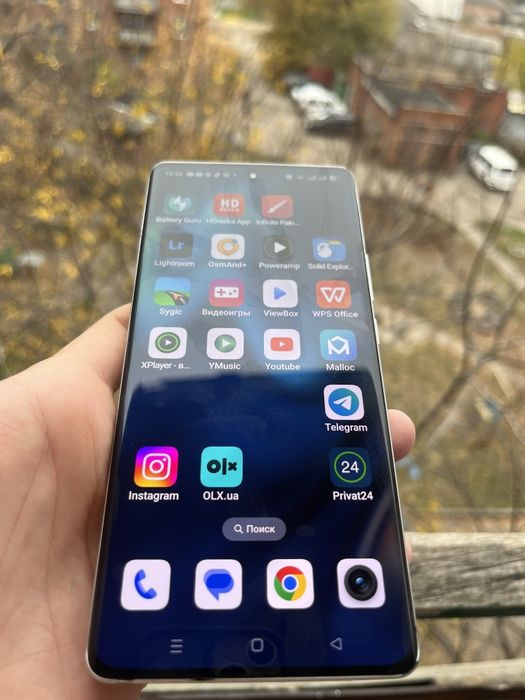 Realme GT 6T на 12/256gb мощный игровой