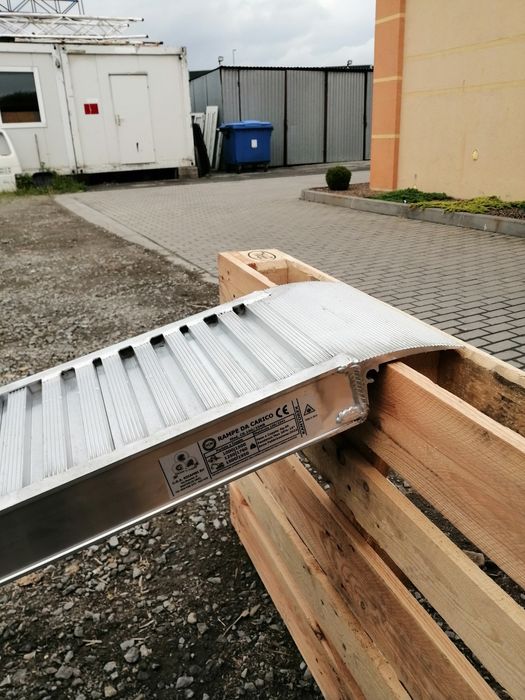 Najazdy aluminiowe 3,5m/2100kg, dostawa 1-2 dni robocze!