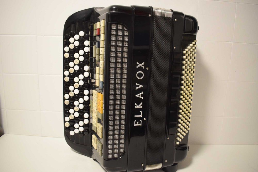 Acordeao Elkavox 4 Voz Com Sistema Midi, N .2