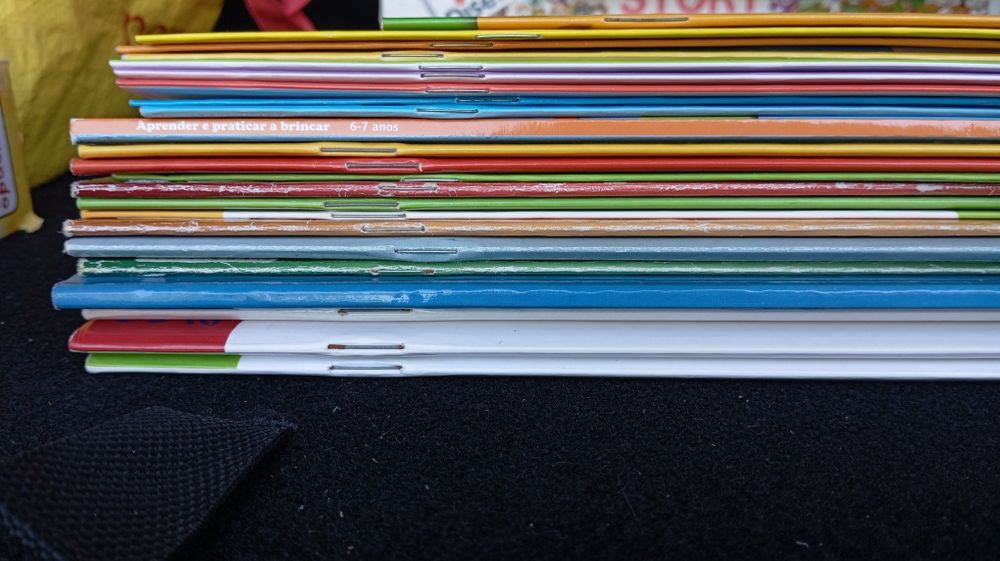 Conjunto de 24 livros - infantil