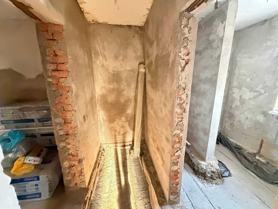 Терміновий продаж приватного будинку з комунікаціями , 2х до зупинки